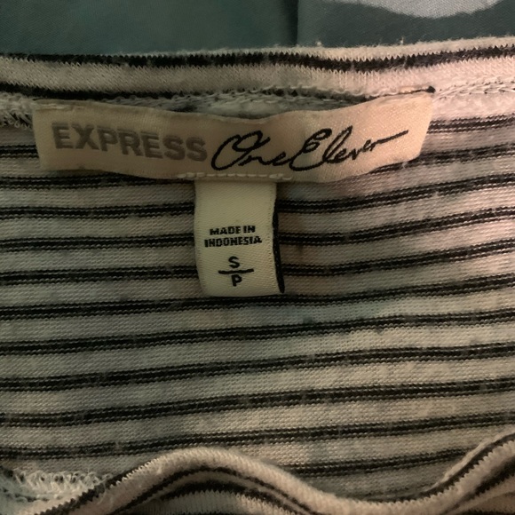 Express top - Picture 2 of 2